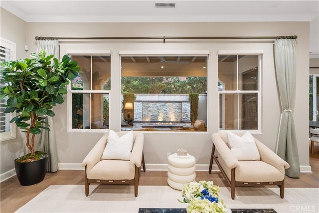 100 Pumpkin, Irvine, CA 92620