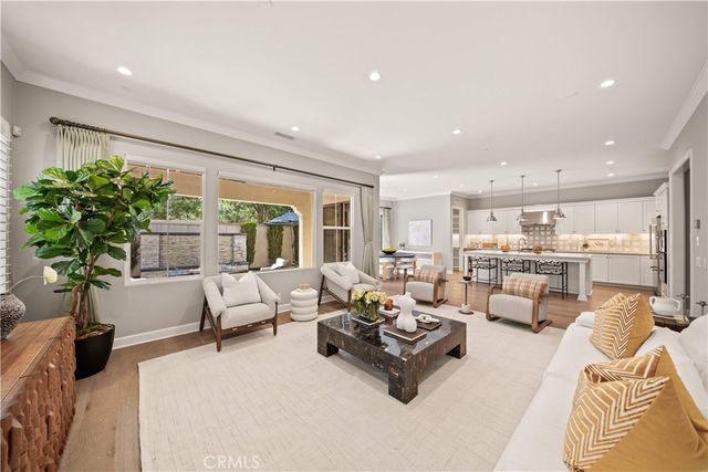 100 Pumpkin, Irvine, CA 92620