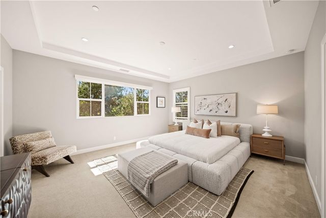 100 Pumpkin, Irvine, CA 92620