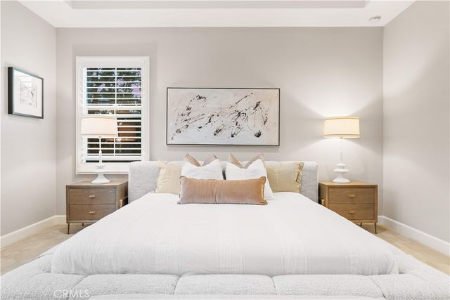 100 Pumpkin, Irvine, CA 92620