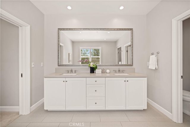 100 Pumpkin, Irvine, CA 92620