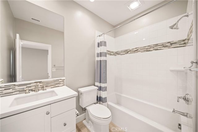 100 Pumpkin, Irvine, CA 92620