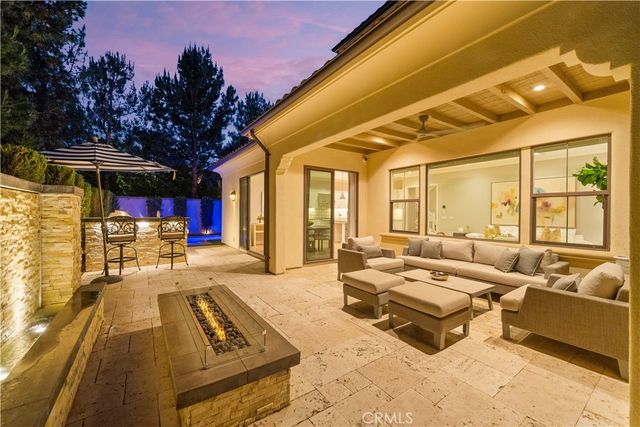 100 Pumpkin, Irvine, CA 92620