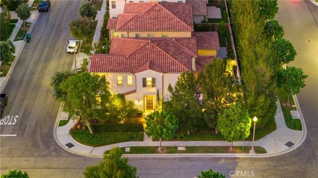 100 Pumpkin, Irvine, CA 92620