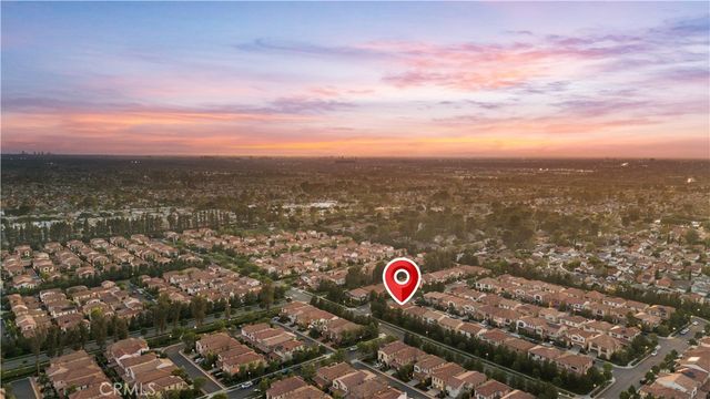 100 Pumpkin, Irvine, CA 92620