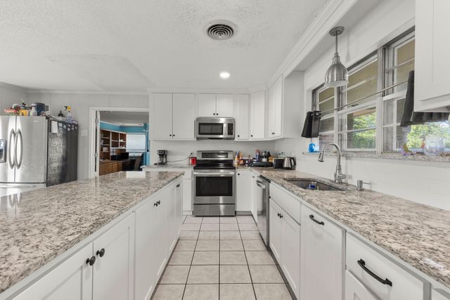 11800 Hallmark Street, Greenville, TX 75402