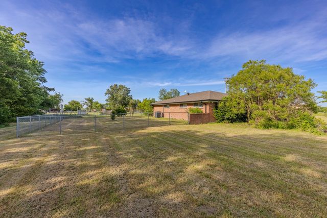 11800 Hallmark Street, Greenville, TX 75402