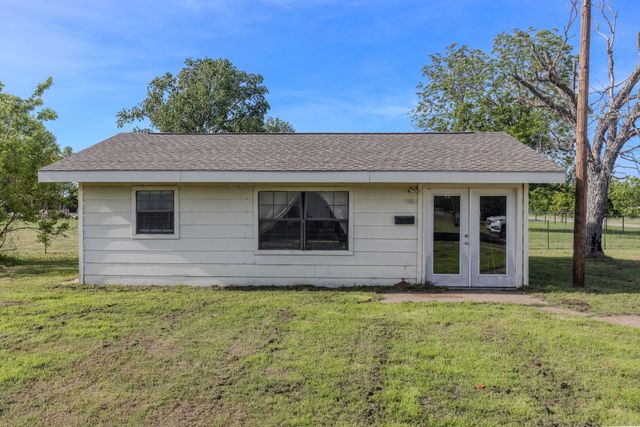 11800 Hallmark Street, Greenville, TX 75402