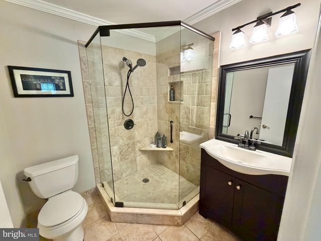 115 KINGS CROFT, Cherry Hill, NJ 08034
