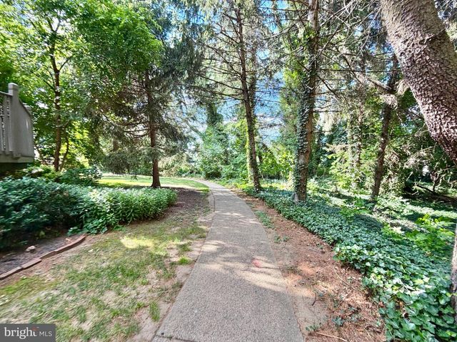 115 KINGS CROFT, Cherry Hill, NJ 08034