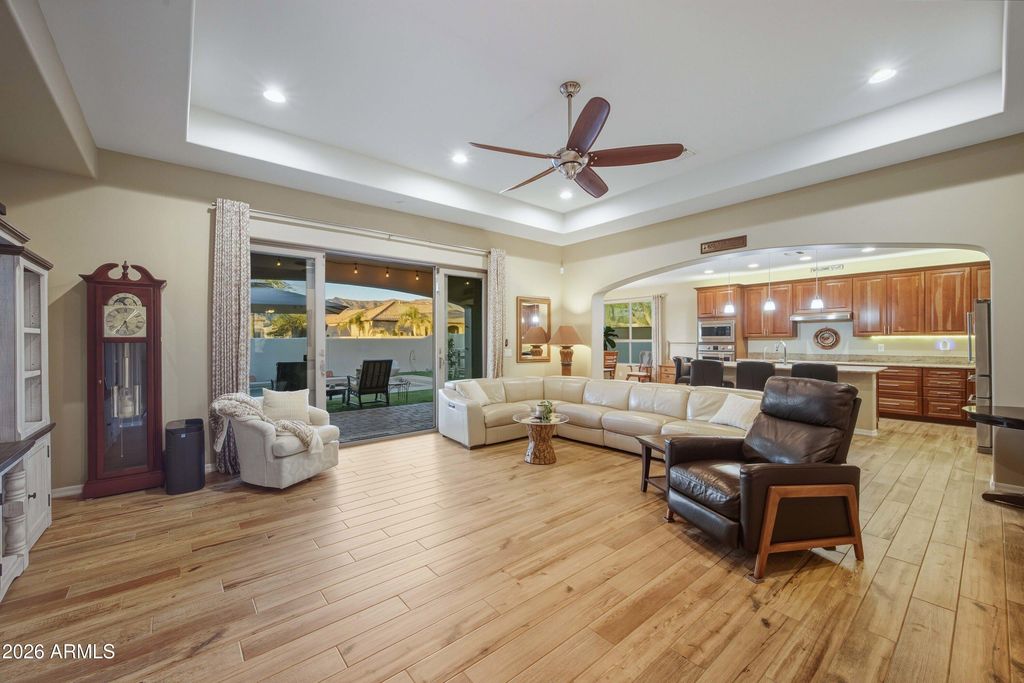 Image 4 of property listing at 8251 E CANYON ESTATES Circle, Gold Canyon, AZ 85118