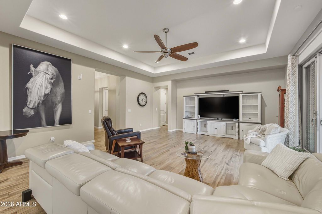 Image 5 of property listing at 8251 E CANYON ESTATES Circle, Gold Canyon, AZ 85118