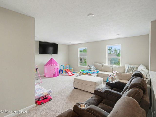 173 Rising Sun Ct, Shepherdsville, KY 40165