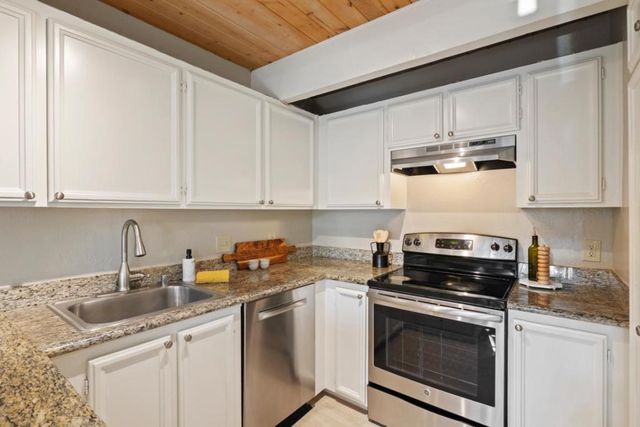 715 Quetta Avenue B, Sunnyvale, CA 94087