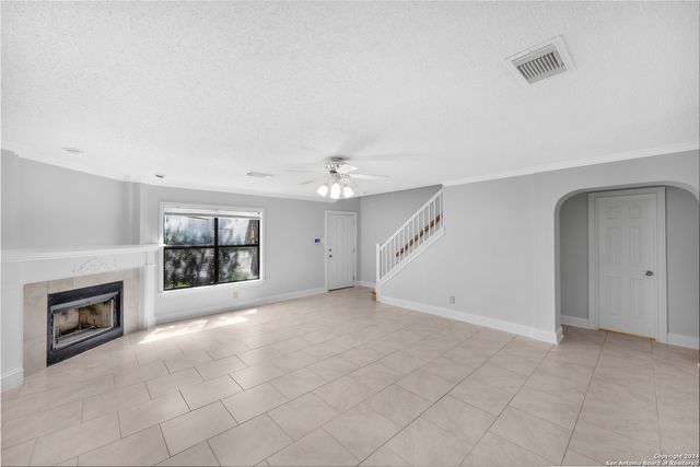 7607 Woller Pl, San Antonio, TX 78249