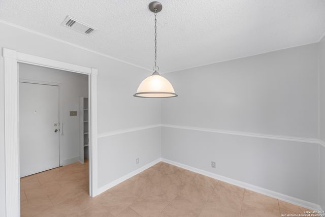 7607 Woller Pl, San Antonio, TX 78249