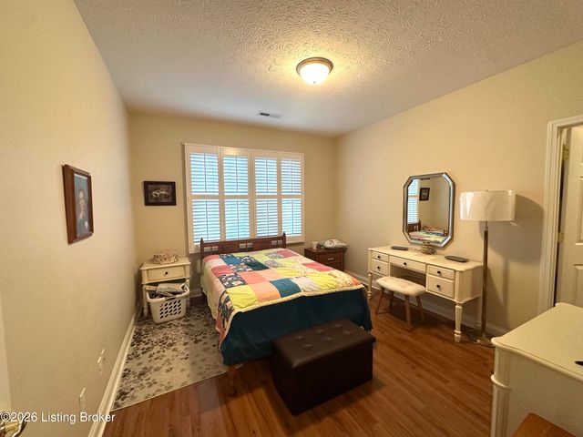105 Floyd Ct, Bardstown, KY 40004