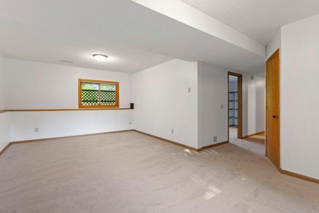16110 Davenport Street NE, Ham Lake, MN 55304