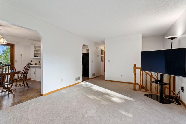 16110 Davenport Street NE, Ham Lake, MN 55304
