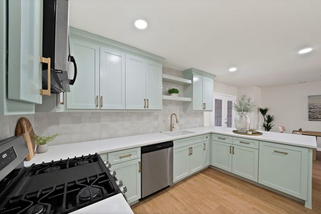 7805 Emerald Hills Way, North Richland Hills, TX 76180