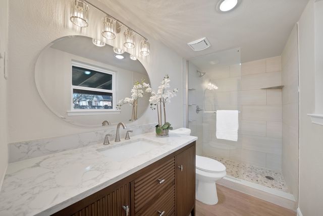 7805 Emerald Hills Way, North Richland Hills, TX 76180