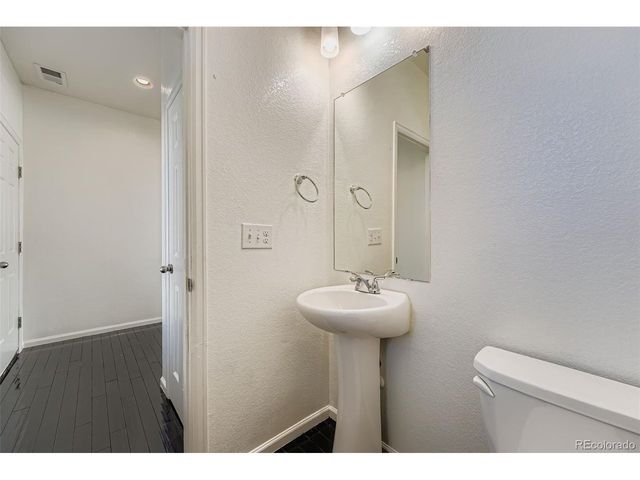 19102 E 55th Pl, Denver, CO 80249