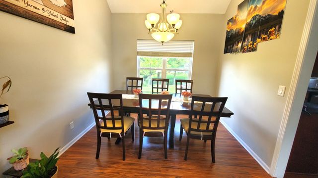 40W216 Chapman Court, Geneva, IL 60134