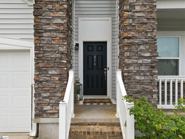 456 Jones Peak Drive, Simpsonville, SC 29681