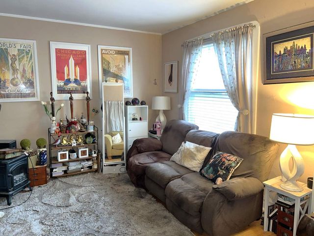 4207 N Drake Avenue, Chicago, IL 60618