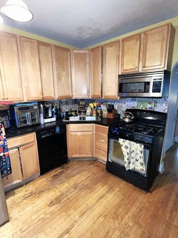 4207 N Drake Avenue, Chicago, IL 60618