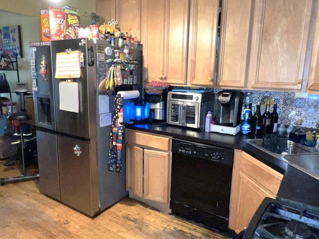 4207 N Drake Avenue, Chicago, IL 60618