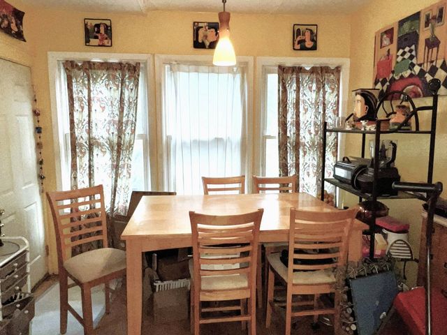 4207 N Drake Avenue, Chicago, IL 60618