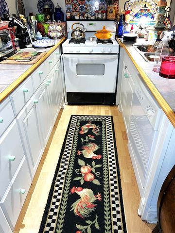 4207 N Drake Avenue, Chicago, IL 60618