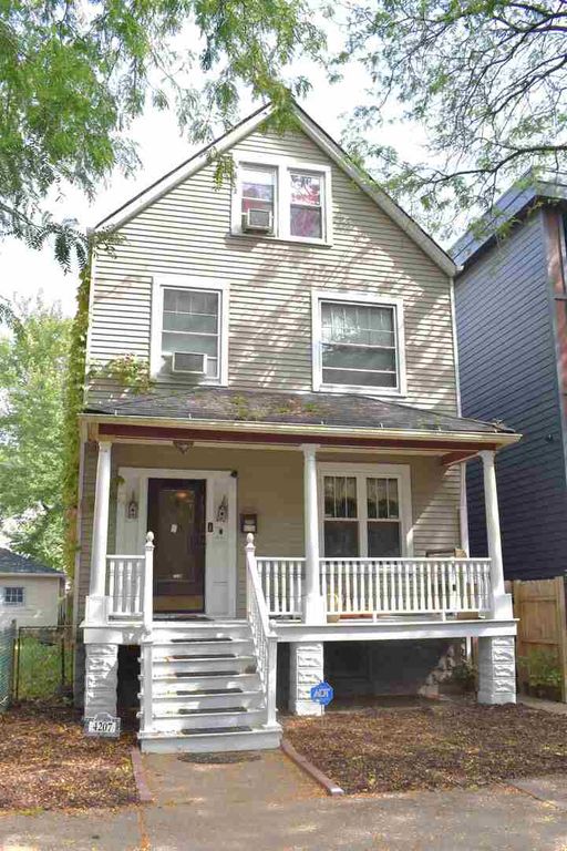4207 N Drake Avenue, Chicago, IL 60618