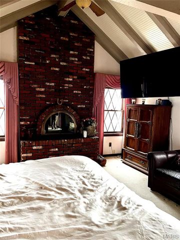 2825 Charbonier Road, Florissant, MO 63031