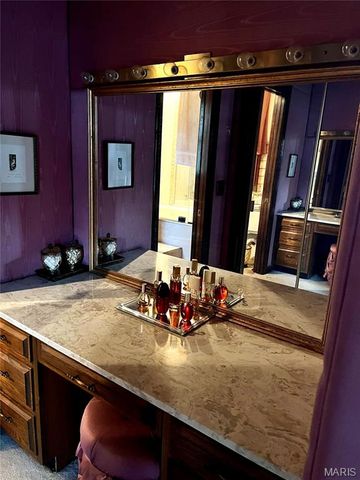 2825 Charbonier Road, Florissant, MO 63031