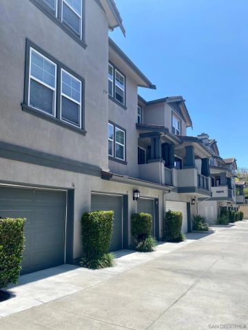 16915 Hutchins Lndg 57, San Diego, CA 92127