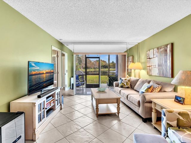 2236 N Cypress Bend Drive 107, Pompano Beach, FL 33069