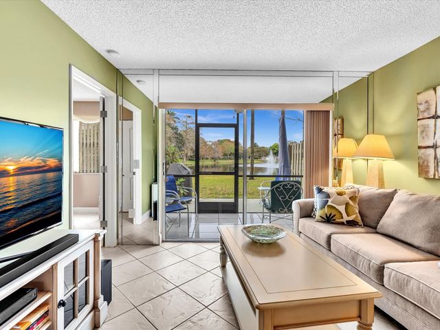 2236 N Cypress Bend Drive 107, Pompano Beach, FL 33069