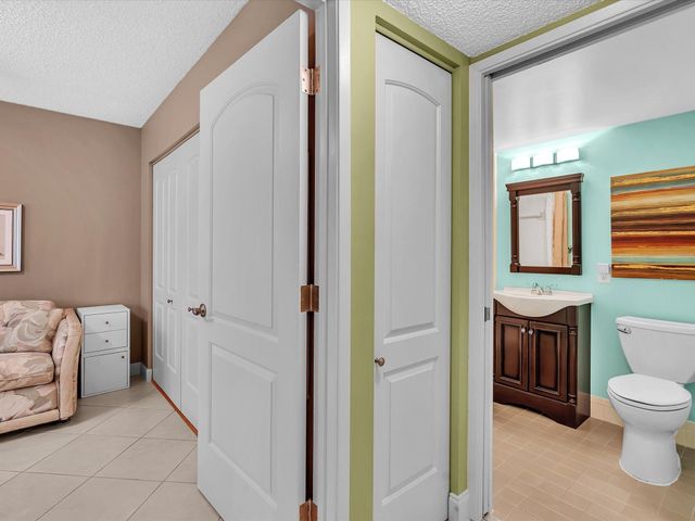 2236 N Cypress Bend Drive 107, Pompano Beach, FL 33069