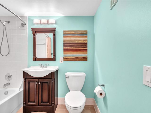 2236 N Cypress Bend Drive 107, Pompano Beach, FL 33069