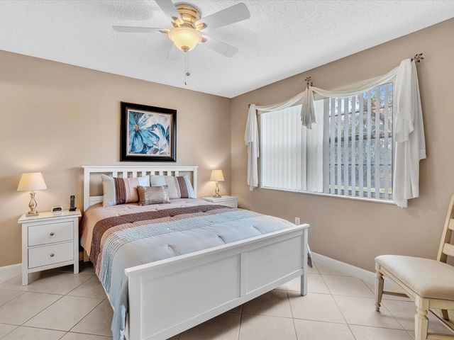 2236 N Cypress Bend Drive 107, Pompano Beach, FL 33069