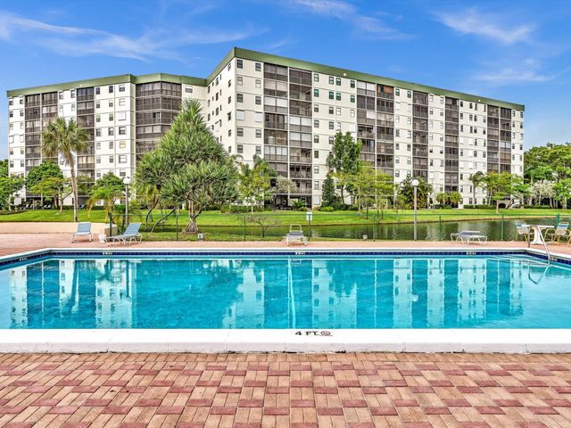 2236 N Cypress Bend Drive 107, Pompano Beach, FL 33069