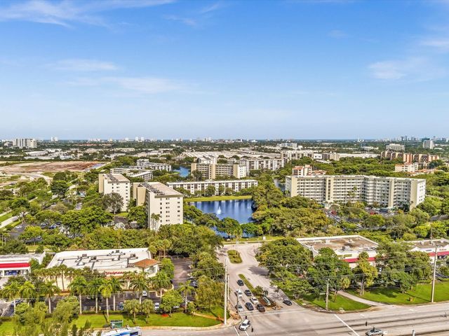 2236 N Cypress Bend Drive 107, Pompano Beach, FL 33069