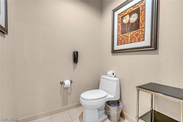 135 East Harmon Avenue 2720, Las Vegas, NV 89109