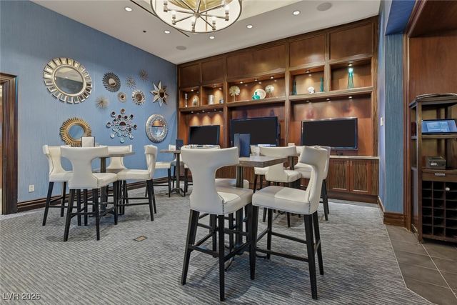 135 East Harmon Avenue 2720, Las Vegas, NV 89109