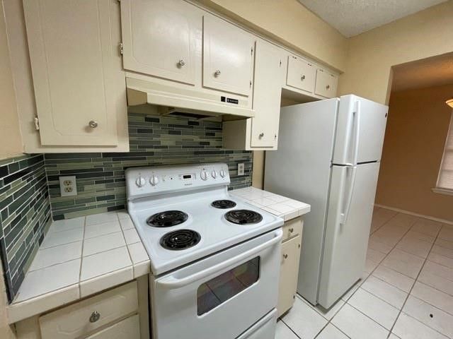 2333 Manitoba Dr, Corpus Christi, TX 78418