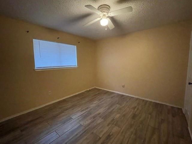 2333 Manitoba Dr, Corpus Christi, TX 78418