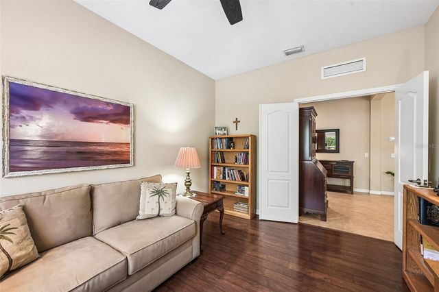 11718 FOREST PARK CIRCLE, Bradenton, FL 34211