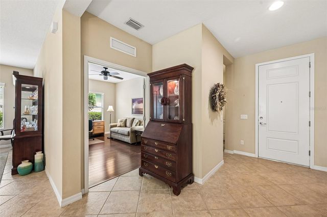 11718 FOREST PARK CIRCLE, Bradenton, FL 34211